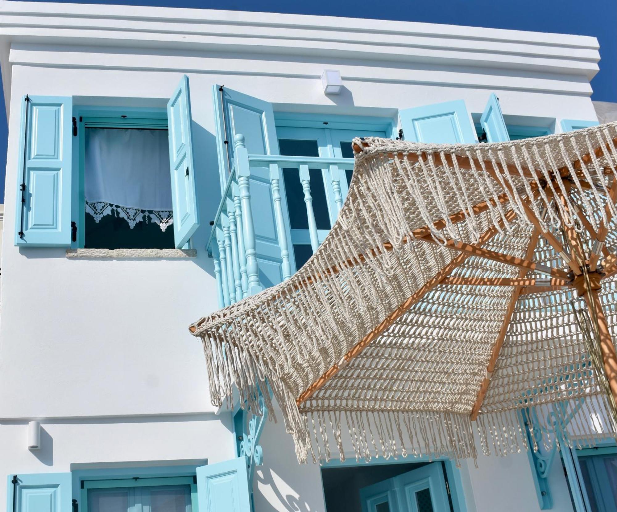 Salt Retreat - Seafront Villa Chalki Town Екстериор снимка