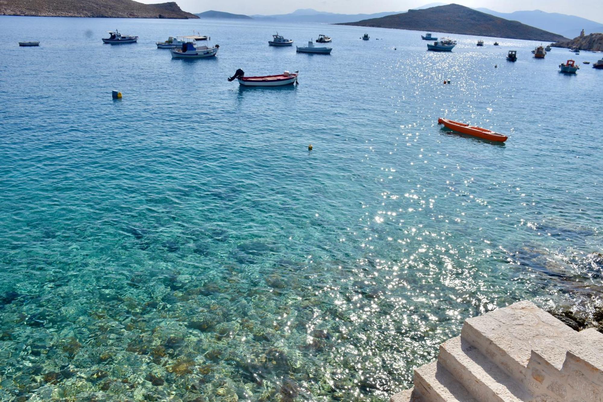 Salt Retreat - Seafront Villa Chalki Town Екстериор снимка